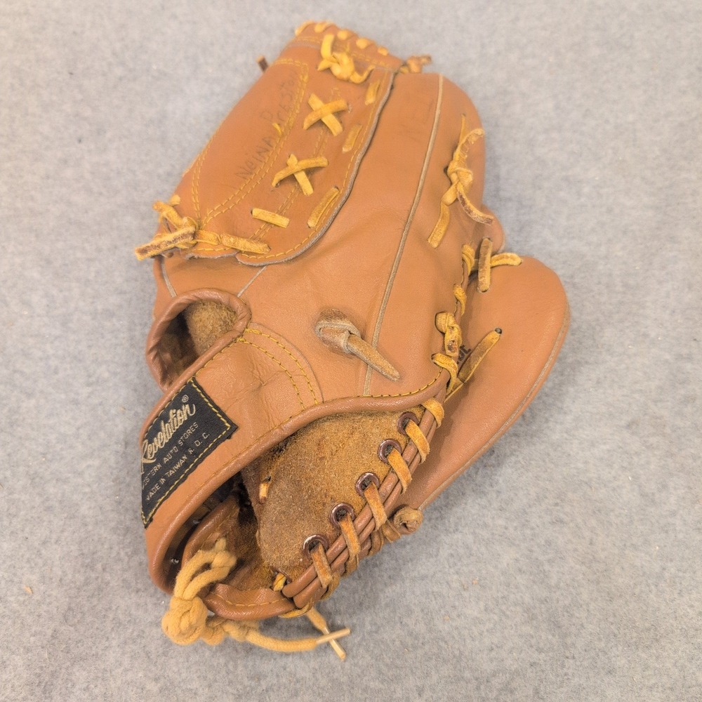 Vintage Revelation Western Auto Stores Baseball Glove Cowhide 36-1234-8 Brown - Picture 1 of 6